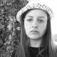 Laure, babysitter à Bordeaux