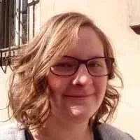 Laurence, babysitter à Bordeaux