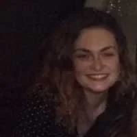 Chloe Jynx, babysitter à Bordeaux