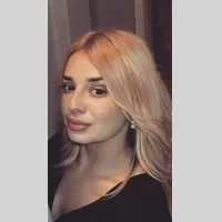 Alycia, babysitter à Nice