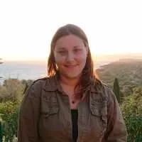 Emmanuelle, babysitter à Antibes