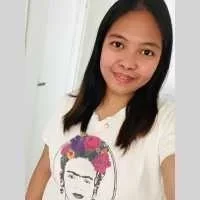 Ruby Anne, babysitter à Paris