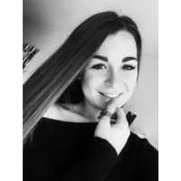 Clara, babysitter à Nice