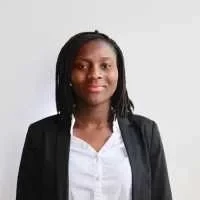 Anisah, babysitter à Paris