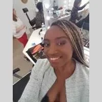 Andrea, babysitter à Bezons