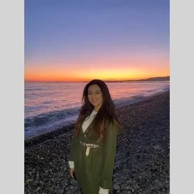 Jihane, babysitter à Nice