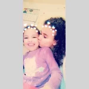 Naïla, babysitter à Paris