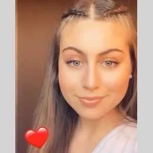 Nawelle, babysitter à Tremblay en France