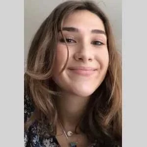 Anais , babysitter à Nice