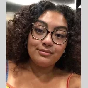 Souzane, babysitter à Paris