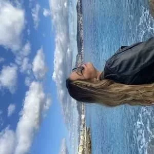 Rania, babysitter à Paris