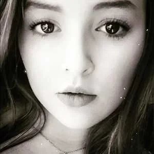 Mauryne, babysitter à Vaureal