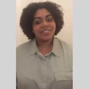 Sarah, babysitter à Toulon