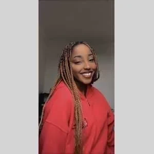 Soraya, babysitter à Paris