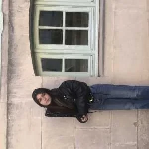 Anaelle , babysitter à Paris