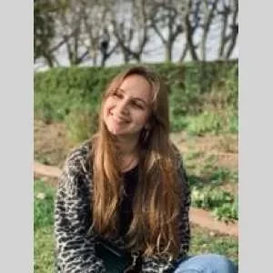 Aude, babysitter à Lille