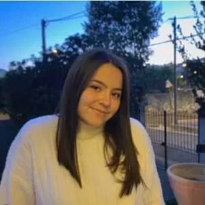 Maeva, babysitter à Nice