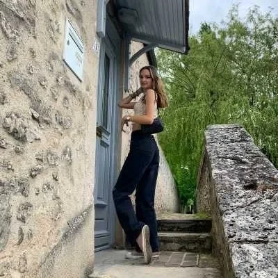 Ismerie, babysitter à Senlis