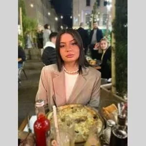 Eden, babysitter à Bezons