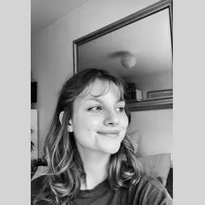 Camille, babysitter à Paris