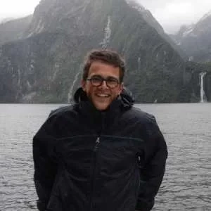 Arnaud, babysitter à Boulogne Billancourt