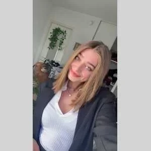 Coralie, babysitter à Toulouse