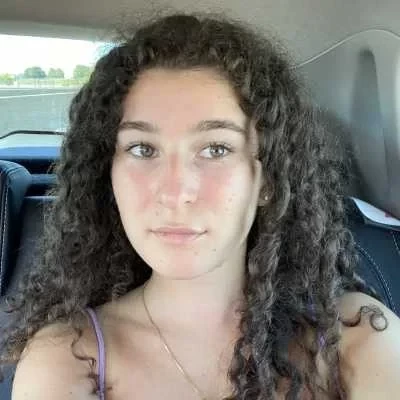 Fiona, babysitter à Tremblay en France