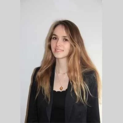 Héloïse, babysitter à Rennes