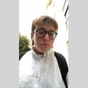 Ugo, babysitter à Reims