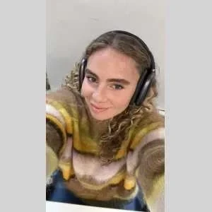 Hannah, babysitter à Paris