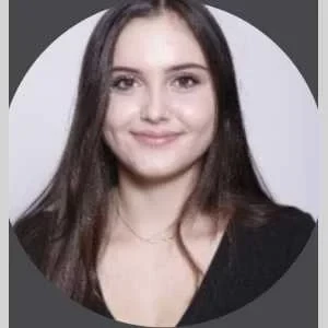 Lucie, babysitter à Toulon