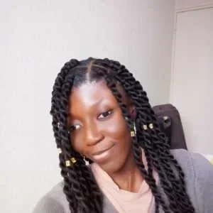 Vanessa , babysitter à Bordeaux