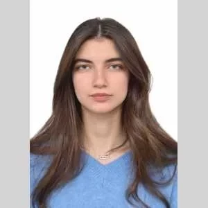 Leila, babysitter à Paris