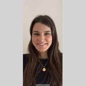 Capucine, babysitter à Reims