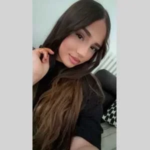 Chenoa, babysitter à Boulogne Billancourt