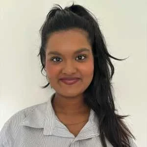 Eva, babysitter à Paris