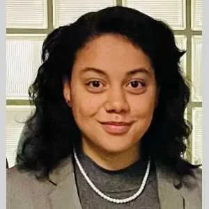 Julie, babysitter à Melun