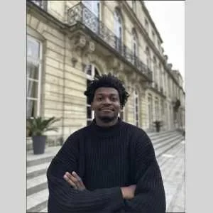 William, babysitter à Paris