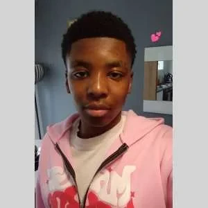 Howayne, babysitter à Rennes