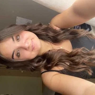 Tylia, babysitter à Reims