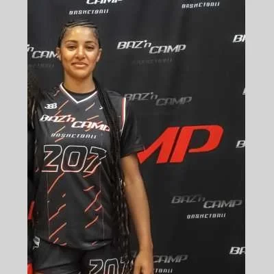 Justine , babysitter à Reims