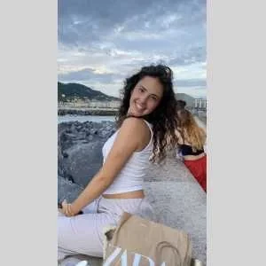 Carla, babysitter à Bordeaux