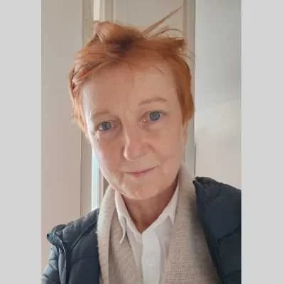 Karine, babysitter à Paris