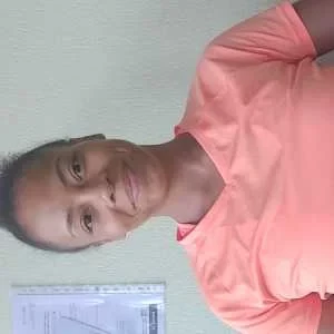 Shayne, babysitter à Toulon