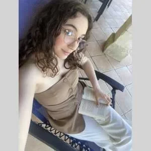 Célia, babysitter à Bordeaux