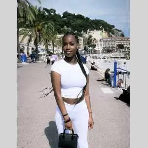 Emilie, babysitter à Epinay sur Seine