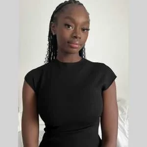 Maelys, babysitter à Paris