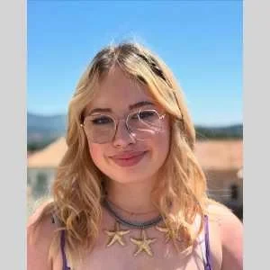 Emma, babysitter à Toulon