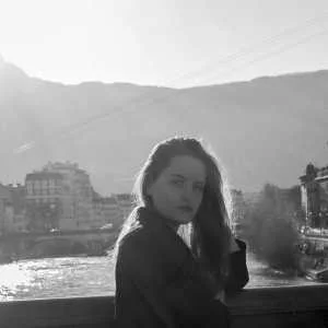 Leïla, babysitter à Grenoble